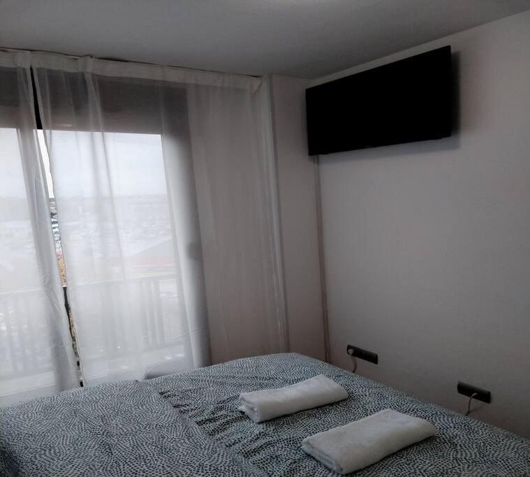 Aeropuerto Ifema Wanda Cr Apartman Madrid Kültér fotó